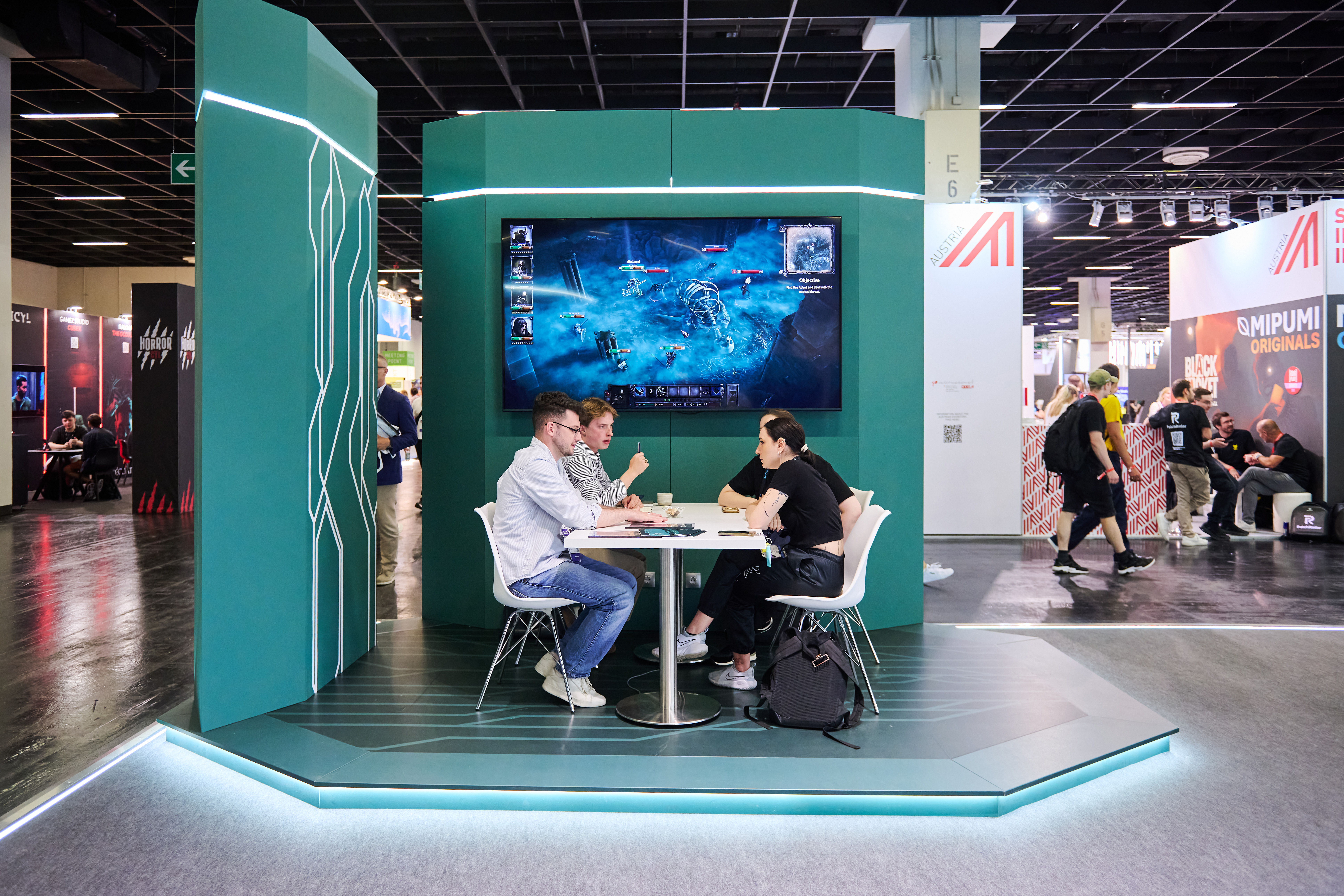 Creative_Hungary_Gamescom_2026_Athmosphere_31_CH_Darkroom_Production.jpg