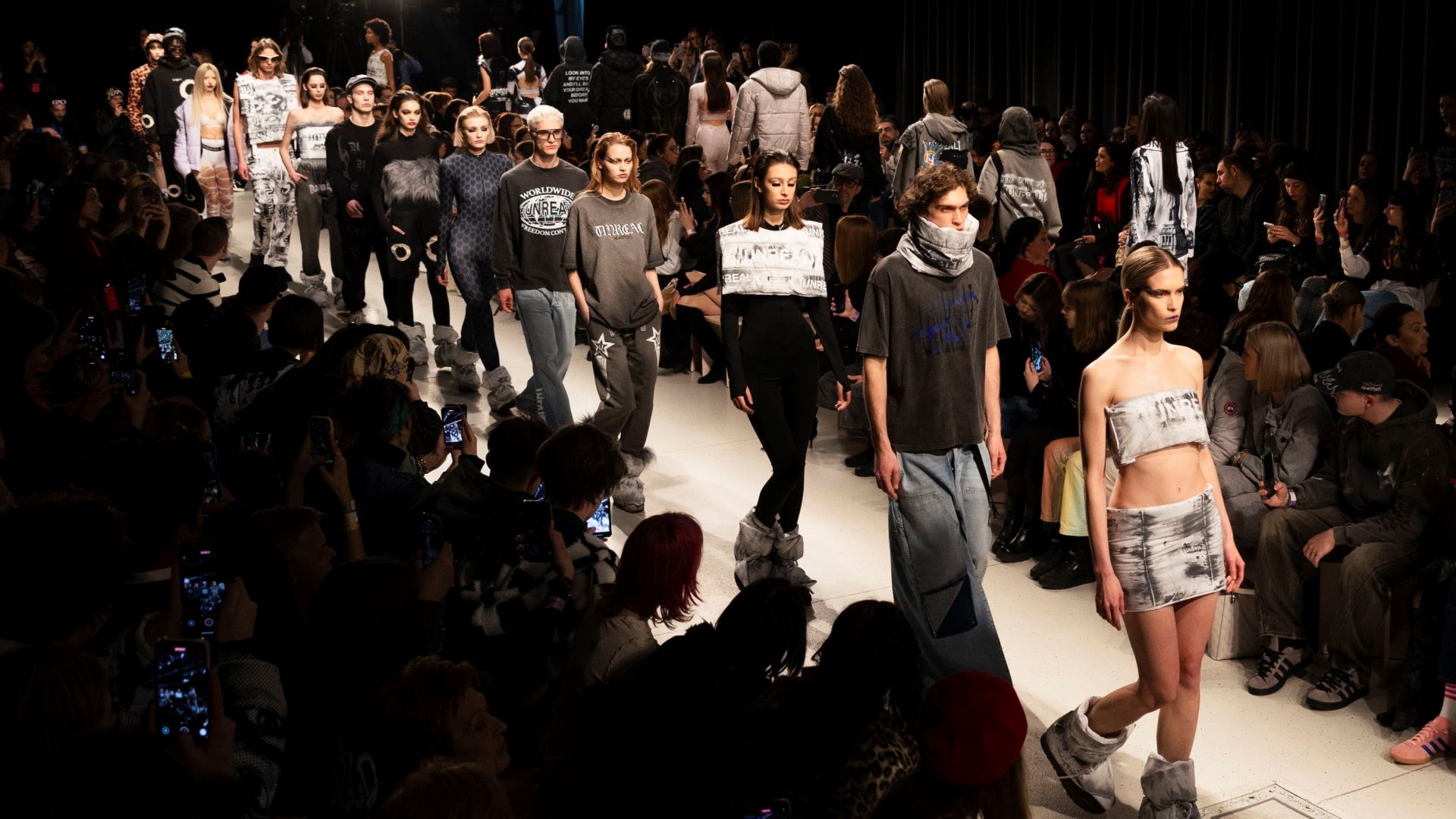 Indul a jelentkezés a 16. Budapest Central European Fashion Weekre!