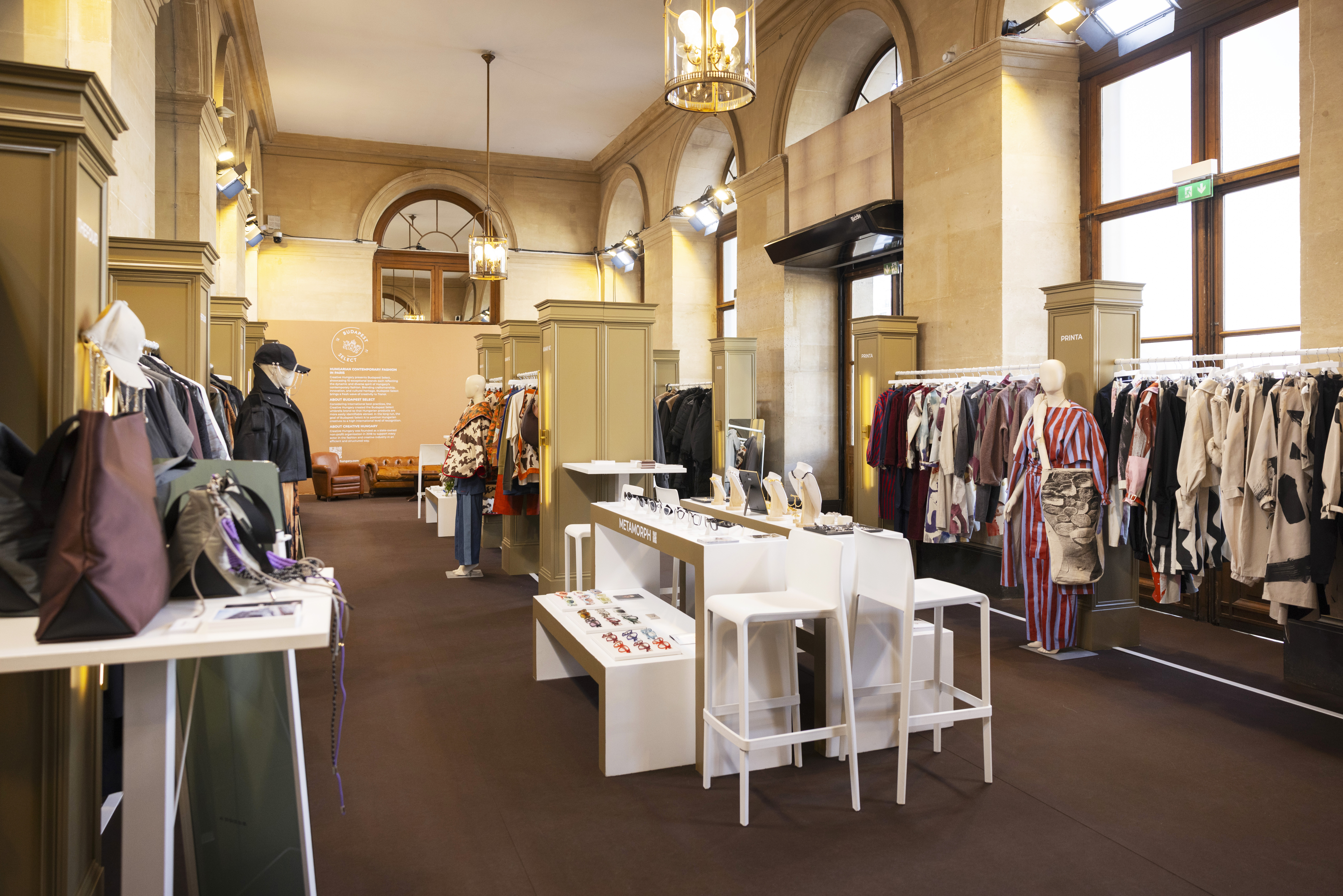 Magyar divatmárkák a Paris Fashion Week üzleti központjában 