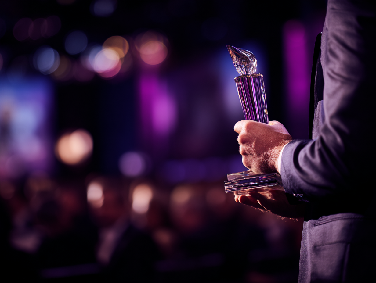 Tervezd meg a Central European Creative Awards díjtárgyát!