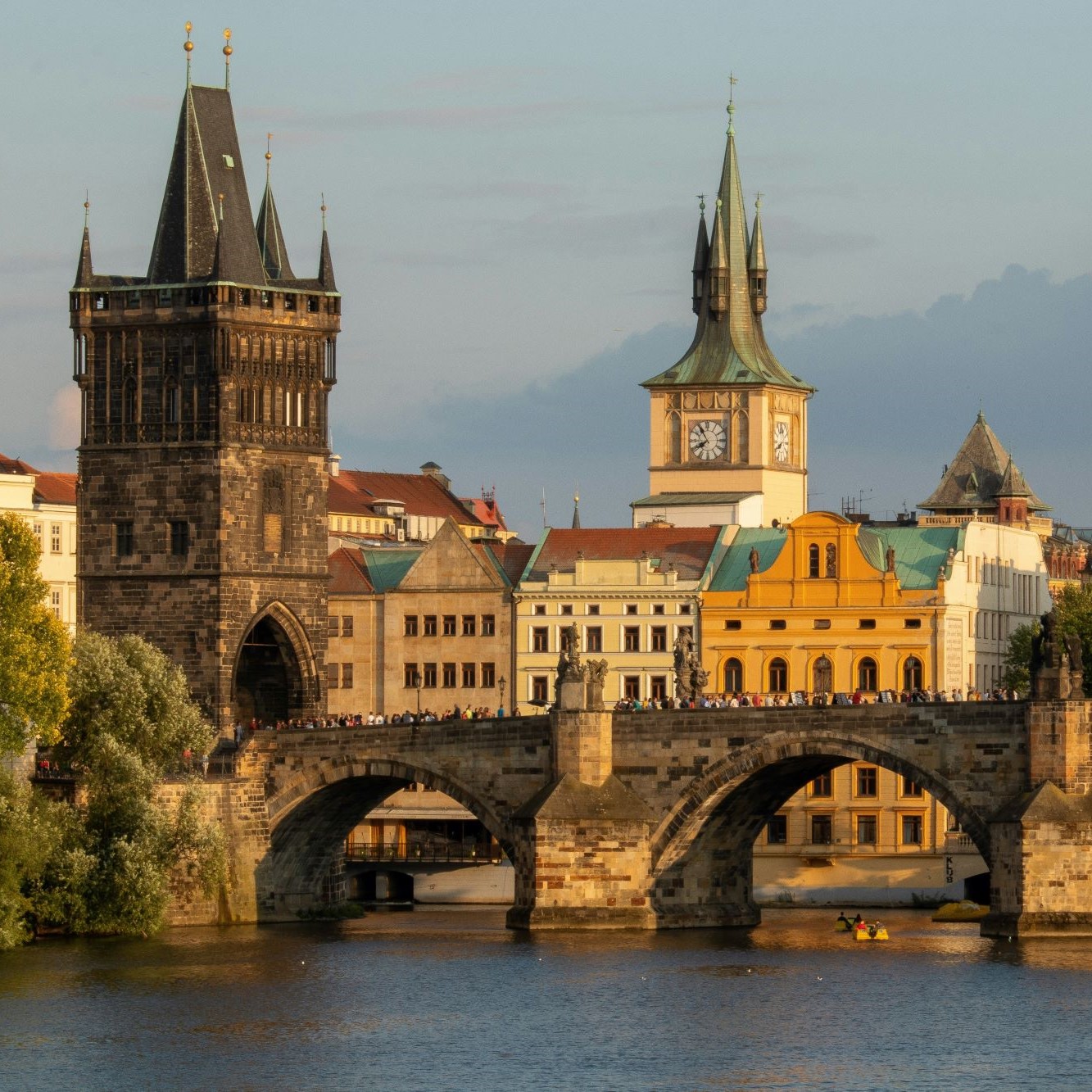 Az MDDÜ Prágában segíti a magyar szépségipari márkák térnyerését